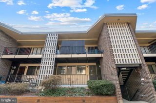 3930 STONE GATE DR, Suitland, MD 20746