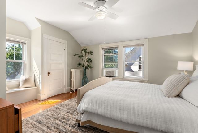 65 Phillips St, Quincy, MA 02170