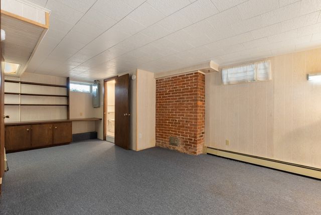 65 Phillips St, Quincy, MA 02170
