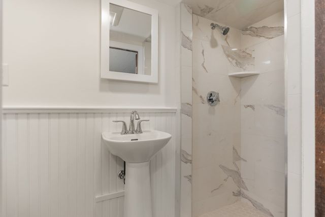 65 Phillips St, Quincy, MA 02170