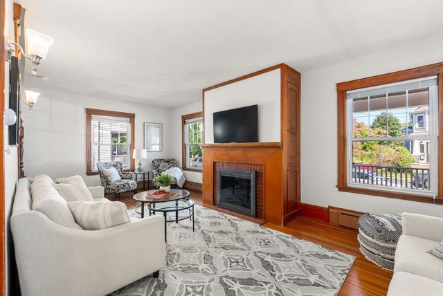 65 Phillips St, Quincy, MA 02170