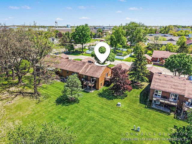 3225 Westminster Drive SE, Kentwood, MI 49512