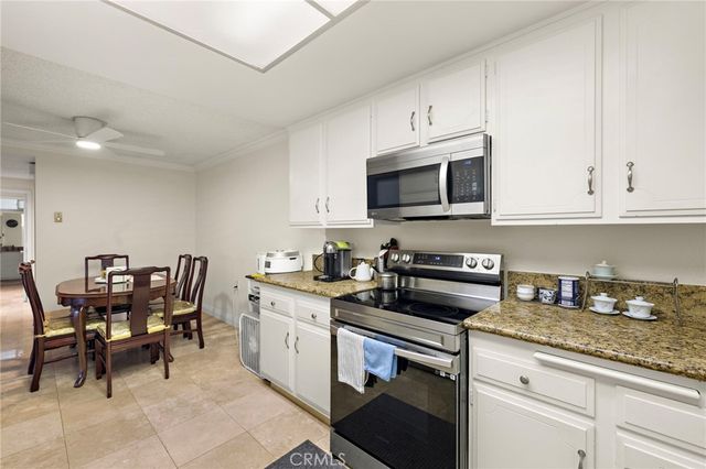 3019 Via Buena Vista B, Laguna Woods, CA 92637