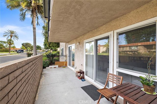 3019 Via Buena Vista B, Laguna Woods, CA 92637