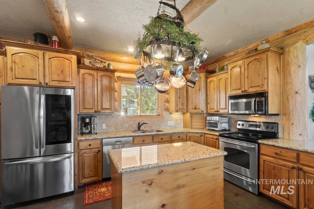 135 Par Drive, Cascade, ID 83611 photo 20