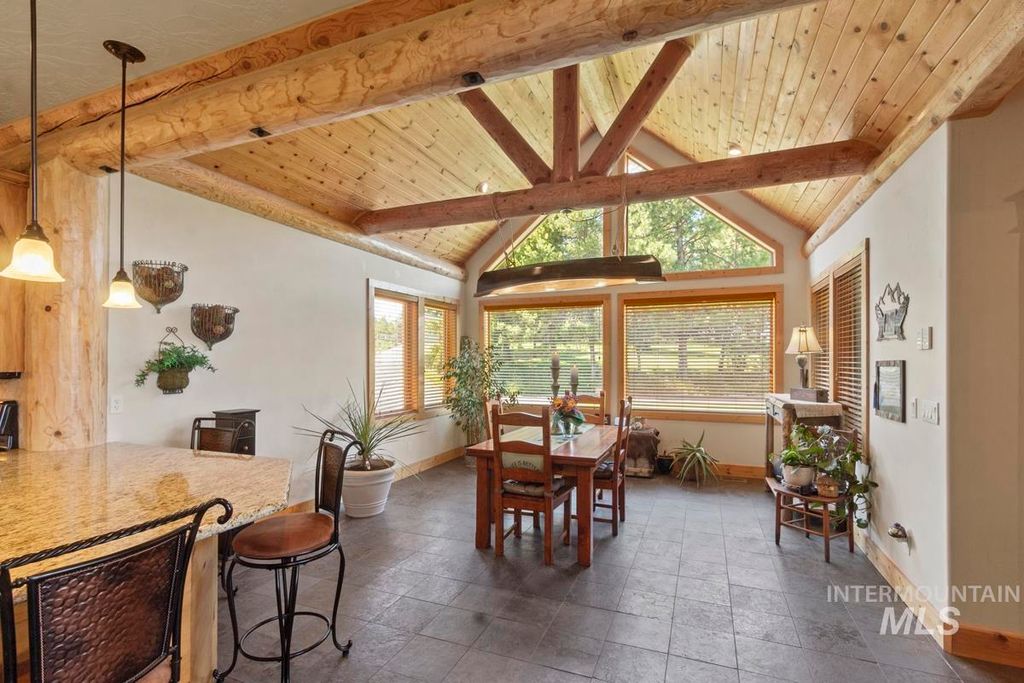 135 Par Drive, Cascade, ID 83611 photo 22