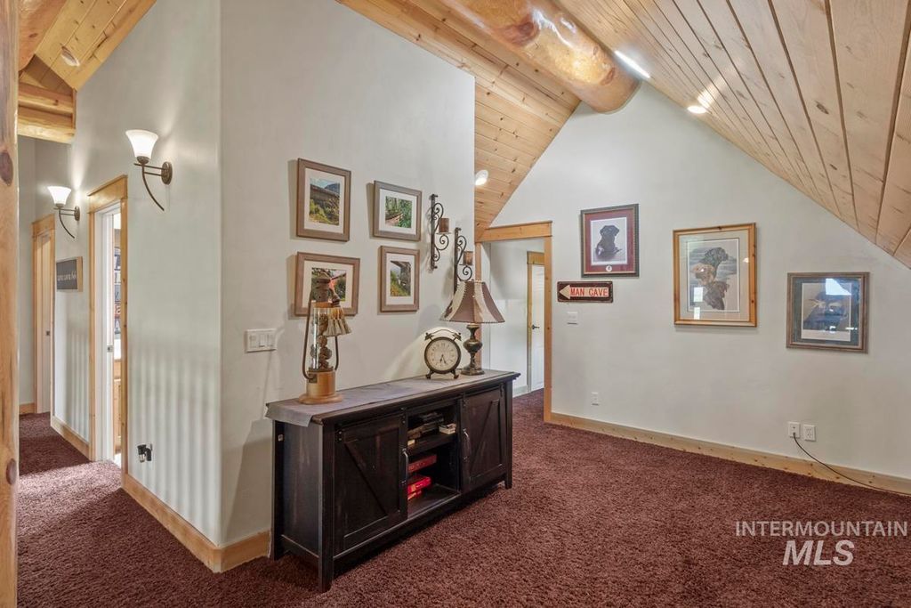 135 Par Drive, Cascade, ID 83611 photo 33