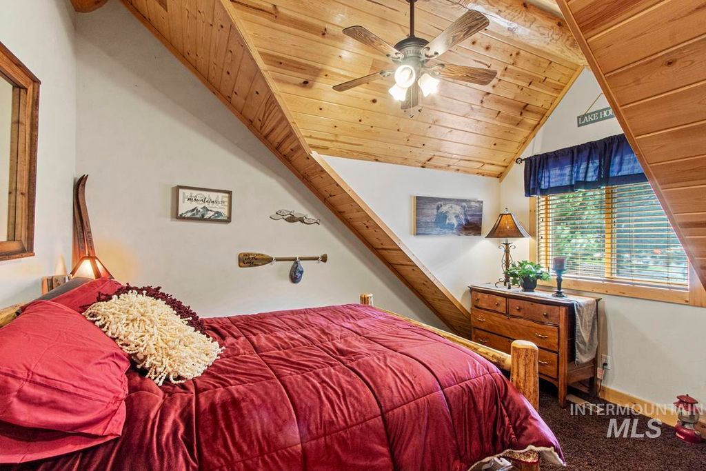 135 Par Drive, Cascade, ID 83611 photo 37