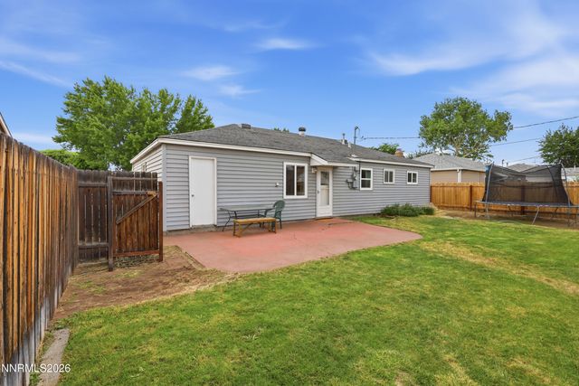 2 E O Street, Sparks, NV 89431