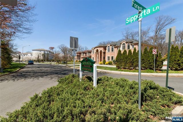 189 Forest Avenue 108, Paramus, NJ 07652