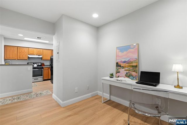 189 Forest Avenue 108, Paramus, NJ 07652