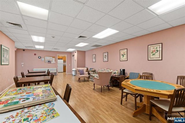 189 Forest Avenue 108, Paramus, NJ 07652