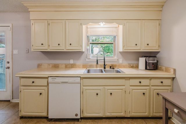 2322 wright Avenue, Benton, AR 72019