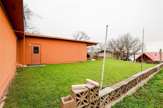 2664 Spence, Sulphur, OK 73086