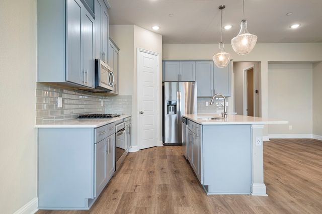 12972 Rockham Lane, Farmers Branch, TX 75234