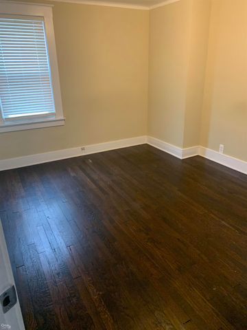 709 Hawthorne Avenue, Royal Oak, MI 48067