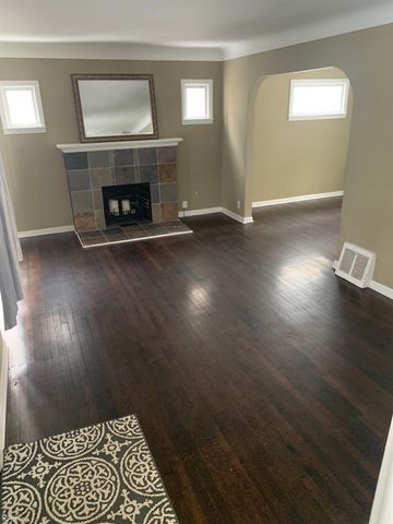 709 Hawthorne Avenue, Royal Oak, MI 48067