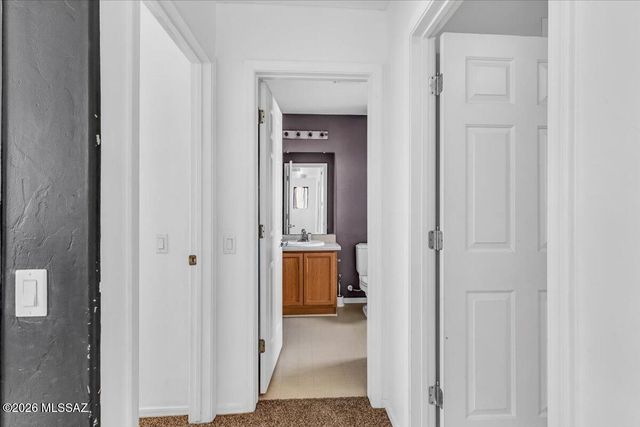 6039 S Hawks Hollow Court, Tucson, AZ 85747