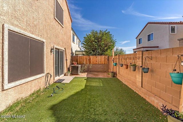 6039 S Hawks Hollow Court, Tucson, AZ 85747