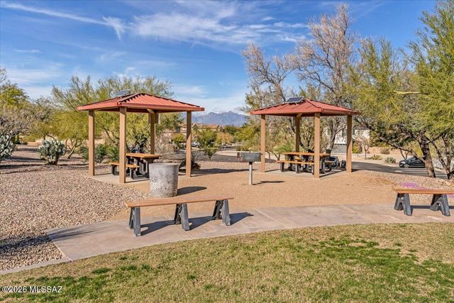 6039 S Hawks Hollow Court, Tucson, AZ 85747