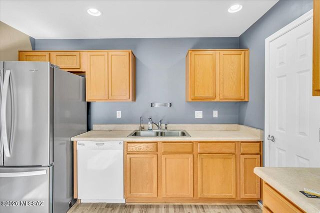 6039 S Hawks Hollow Court, Tucson, AZ 85747