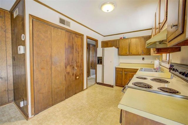 2258 Pinetree Lane, Conyers, GA 30012