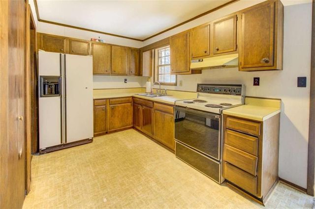 2258 Pinetree Lane, Conyers, GA 30012