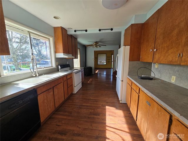 602 18th Avenue, Longview, WA 98632