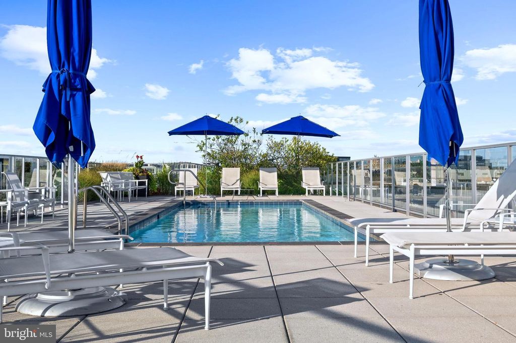 Image 30 of property listing at 1177 22ND ST NW #3B, Washington, DC 20037