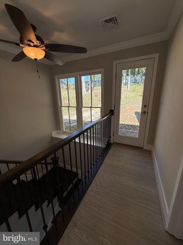 453 WALNUT DR, Edgewater, MD 21037