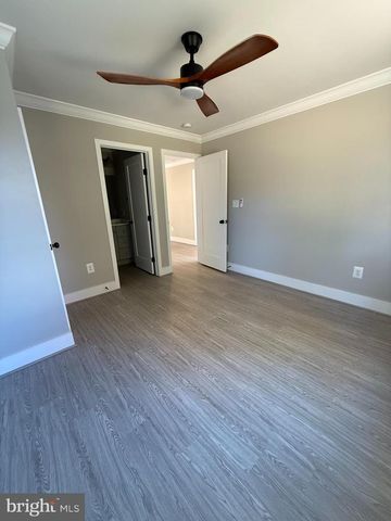 453 WALNUT DR, Edgewater, MD 21037