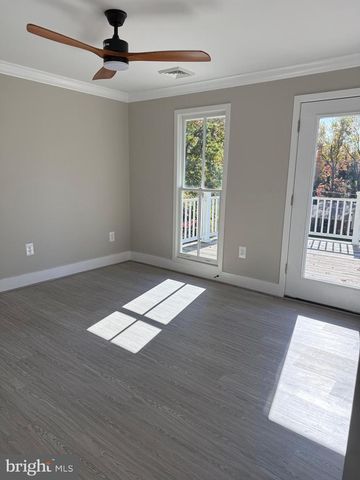 453 WALNUT DR, Edgewater, MD 21037