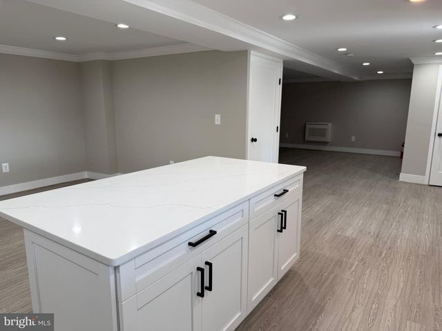 453 WALNUT DR, Edgewater, MD 21037