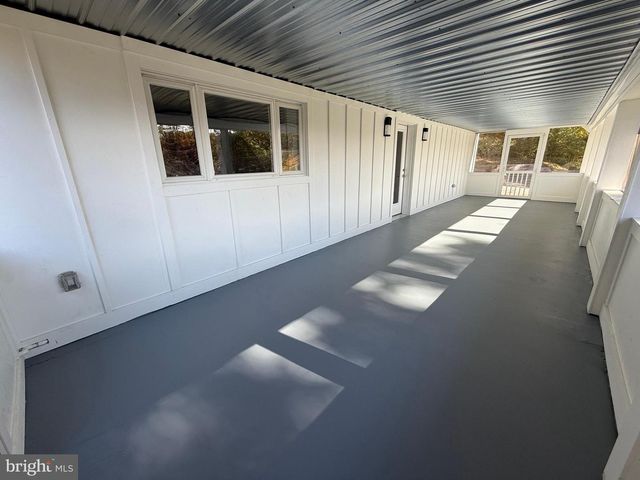 453 WALNUT DR, Edgewater, MD 21037