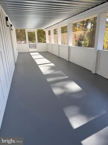 453 WALNUT DR, Edgewater, MD 21037