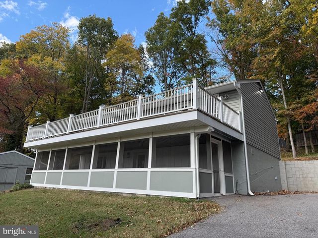 453 WALNUT DR, Edgewater, MD 21037