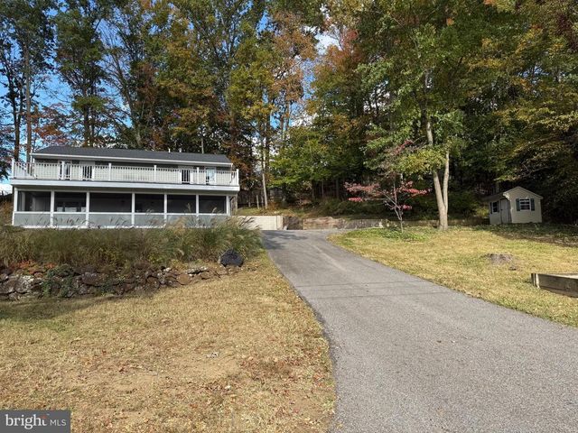 453 WALNUT DR, Edgewater, MD 21037