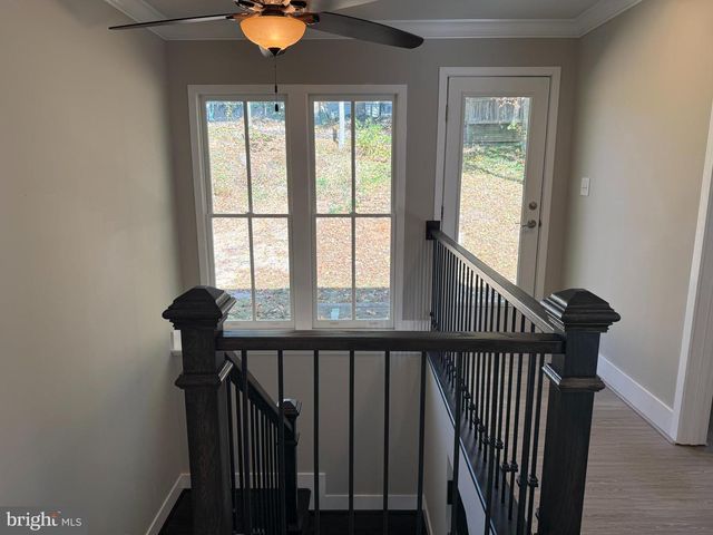 453 WALNUT DR, Edgewater, MD 21037