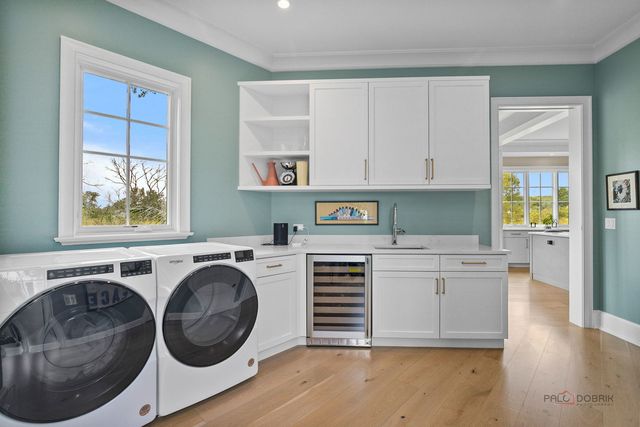 355 Hickory Court, Lake Forest, IL 60045