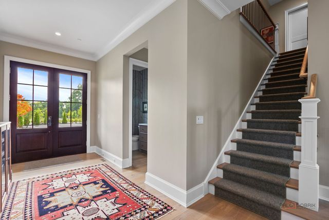 355 Hickory Court, Lake Forest, IL 60045