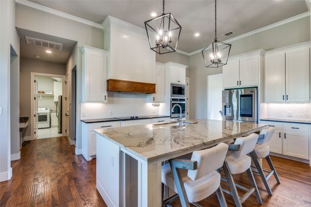 4060 Underwood Lane, Midlothian, TX 76065