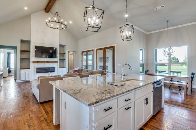 4060 Underwood Lane, Midlothian, TX 76065