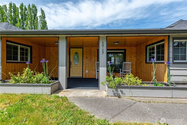 1717 S 18th Street, Mount Vernon, WA 98274