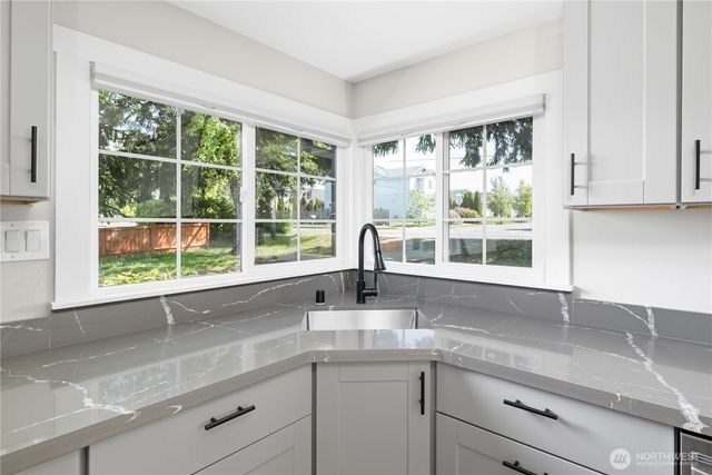 1717 S 18th Street, Mount Vernon, WA 98274