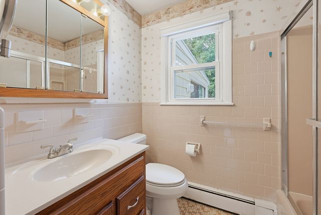 51 Robin Lane, Somerset, MA 02726