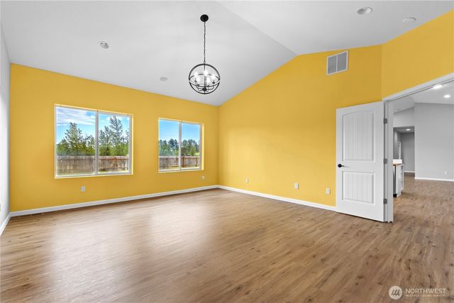 249 Flatt Road, Kelso, WA 98626