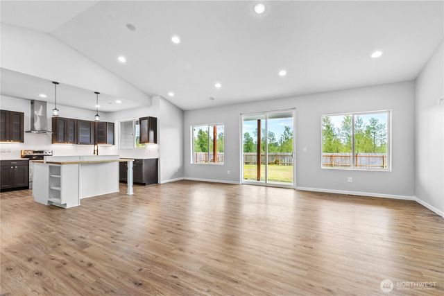249 Flatt Road, Kelso, WA 98626