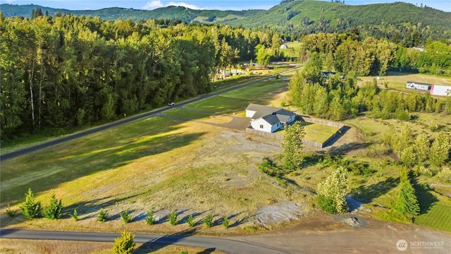 249 Flatt Road, Kelso, WA 98626