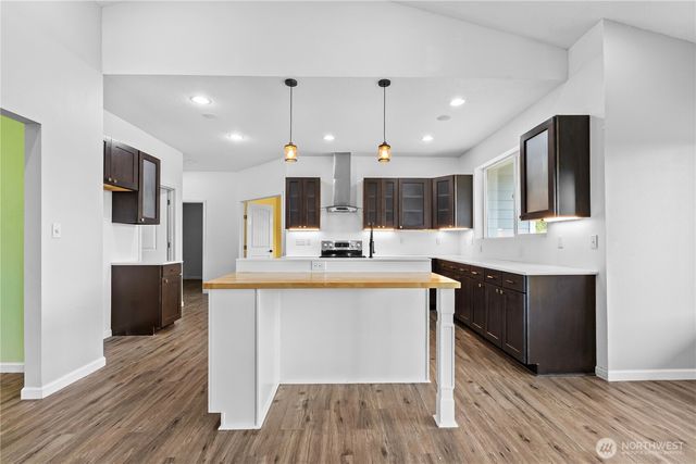 249 Flatt Road, Kelso, WA 98626
