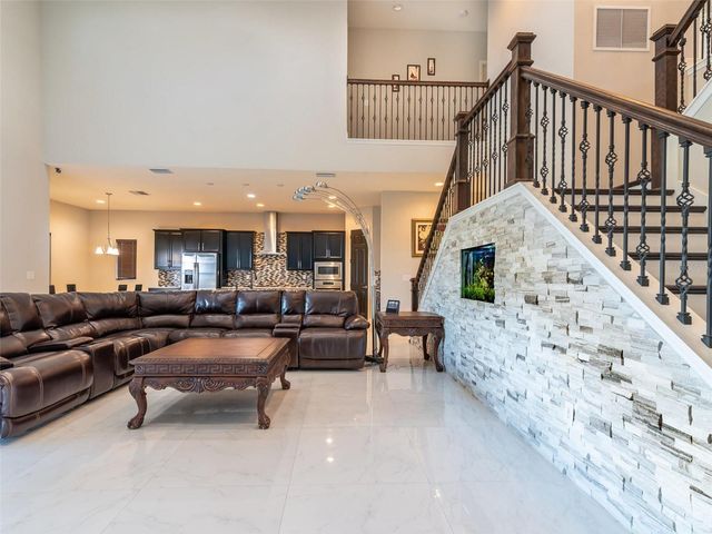 1014 SONESTA AVENUE, Brandon, FL 33511